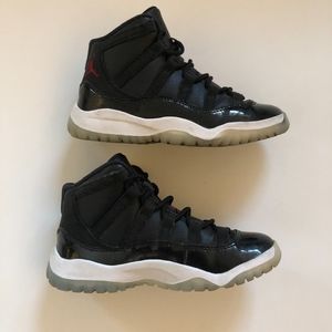 Air Jordan 11 GS '72-10' Youth Sneakers